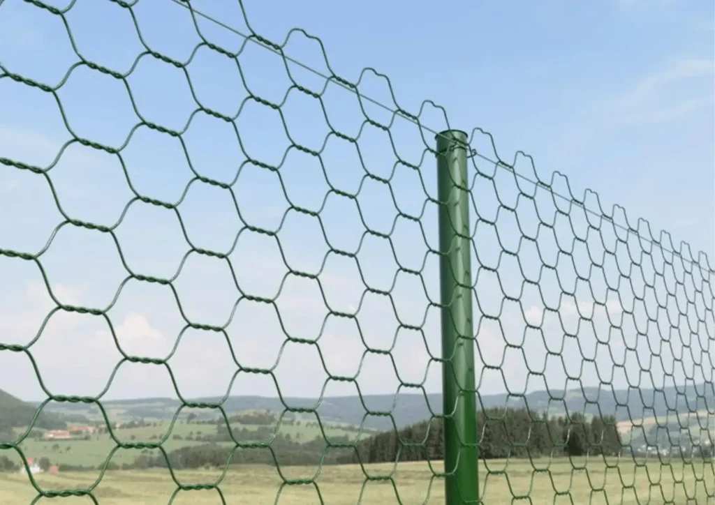 Types of wire mesh for fencing